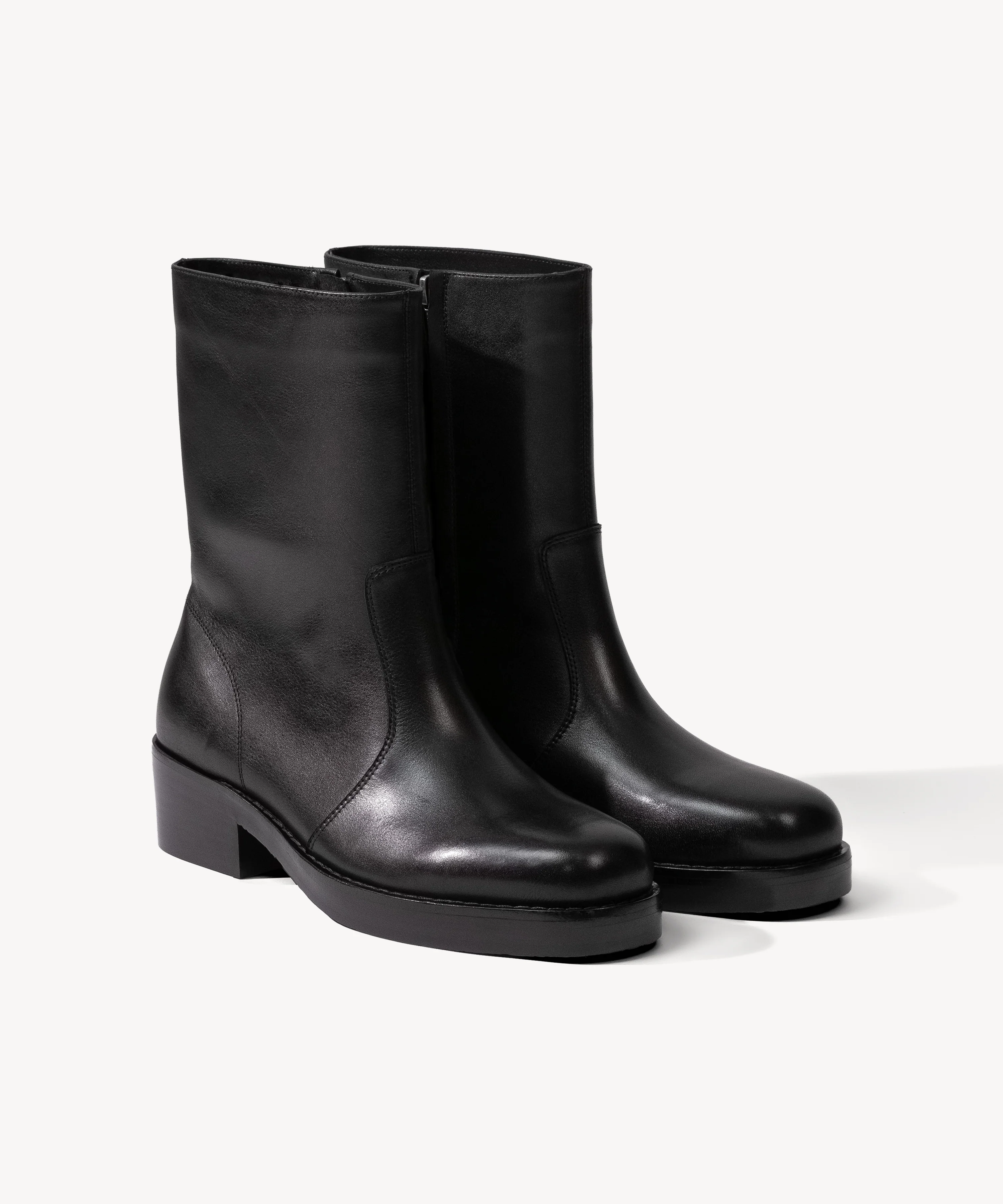 CUBAN BOOTS