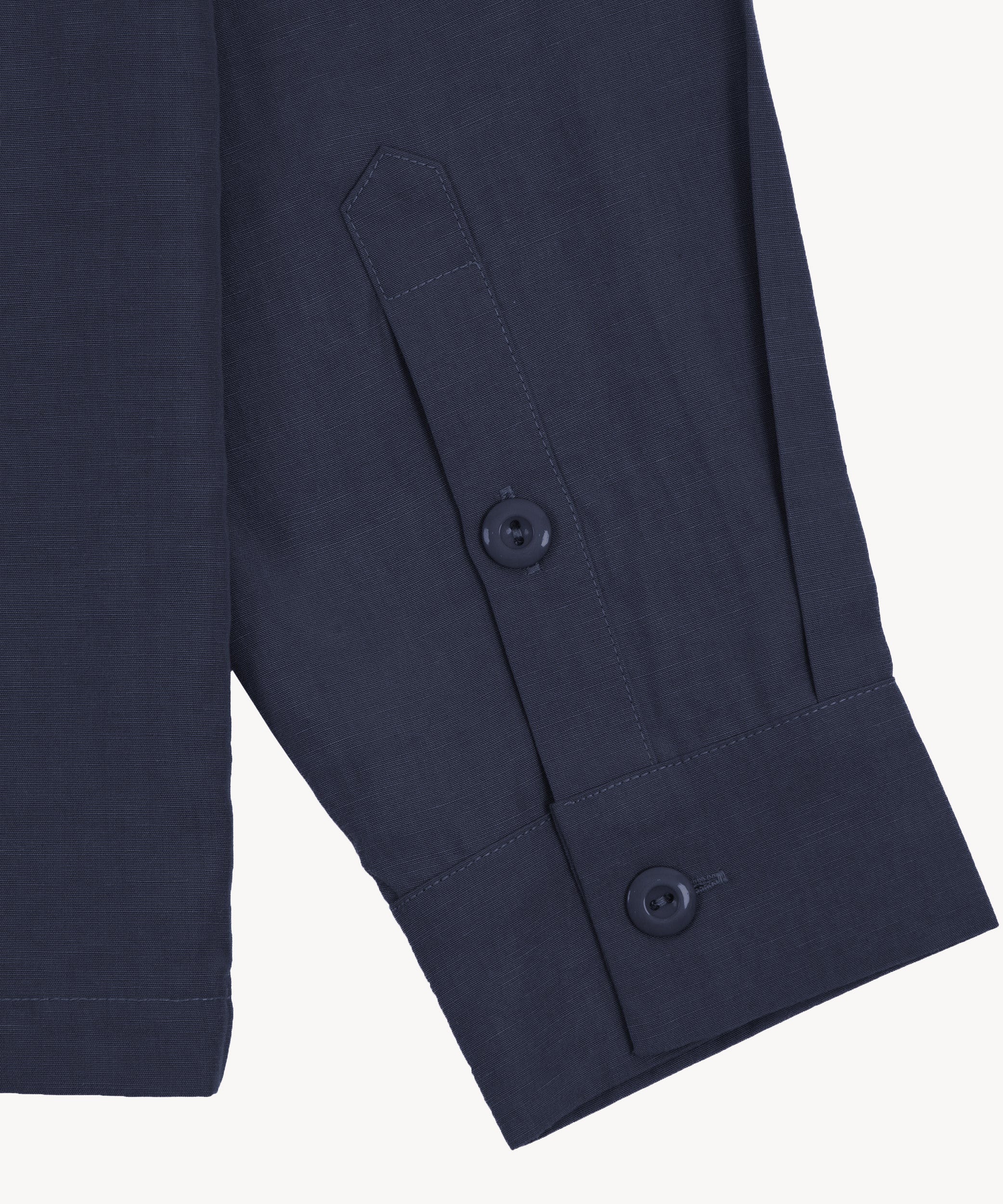 LA GRANDE CHEMISE - Image 5