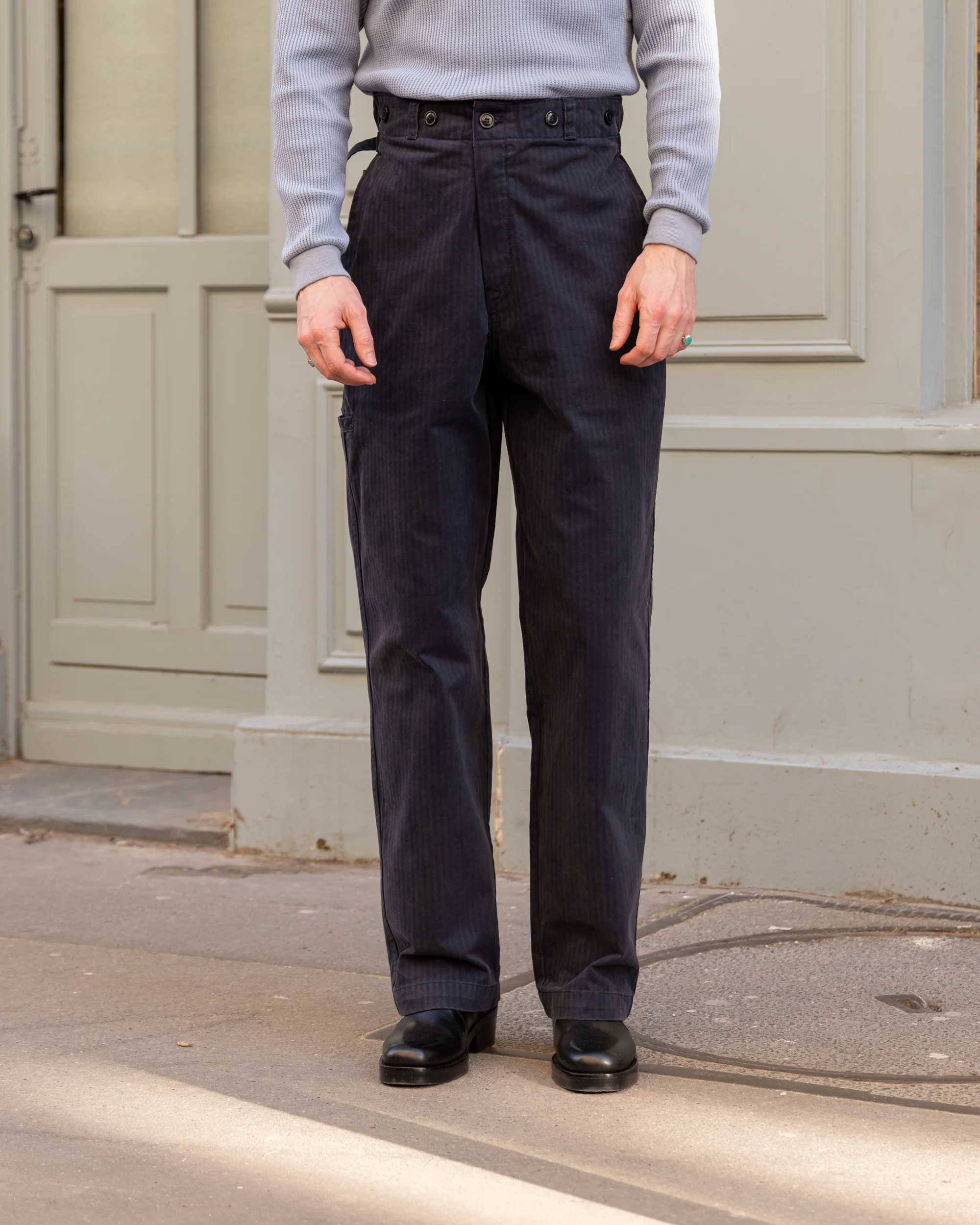 THE BUCKLE BACK PANTS - Image 3