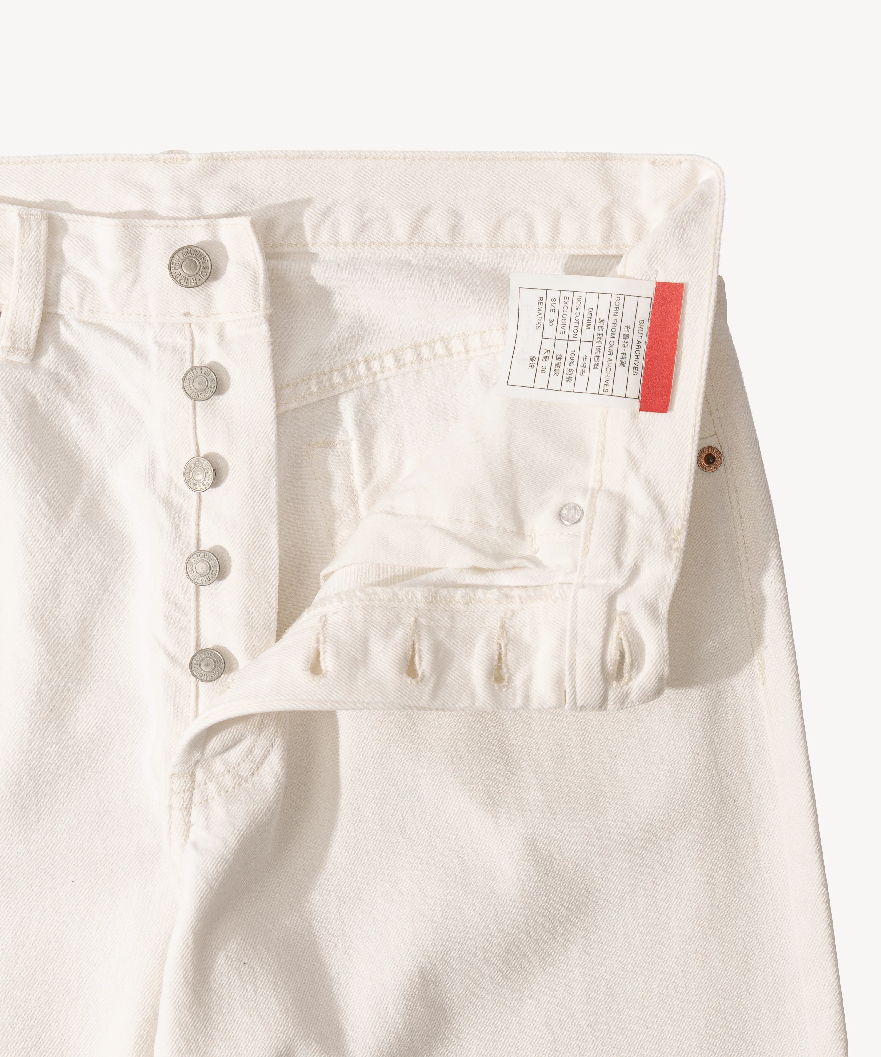 THE CLASSIC DENIM - Image 4