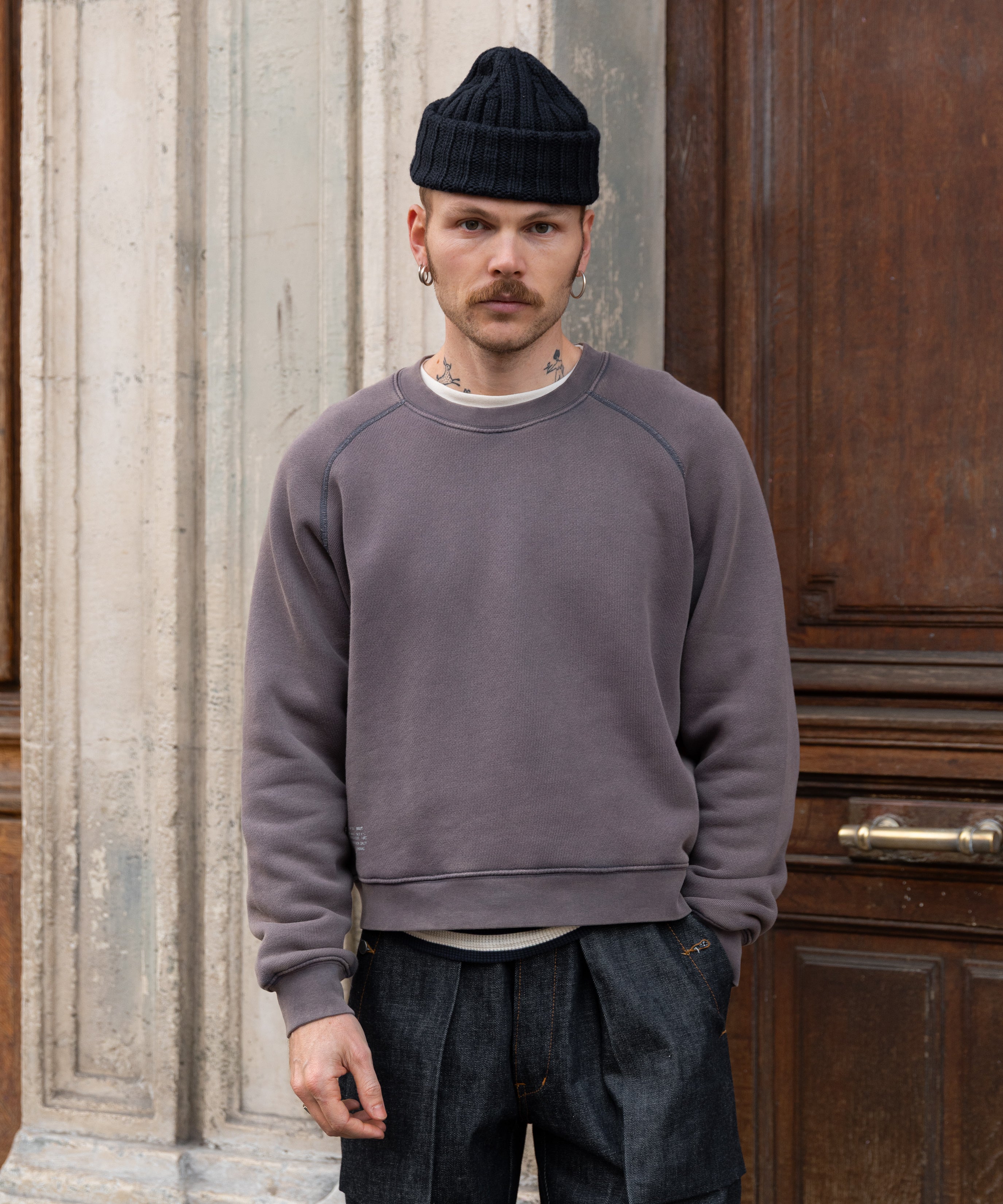 THE CROPPED CREWNECK - Image 2