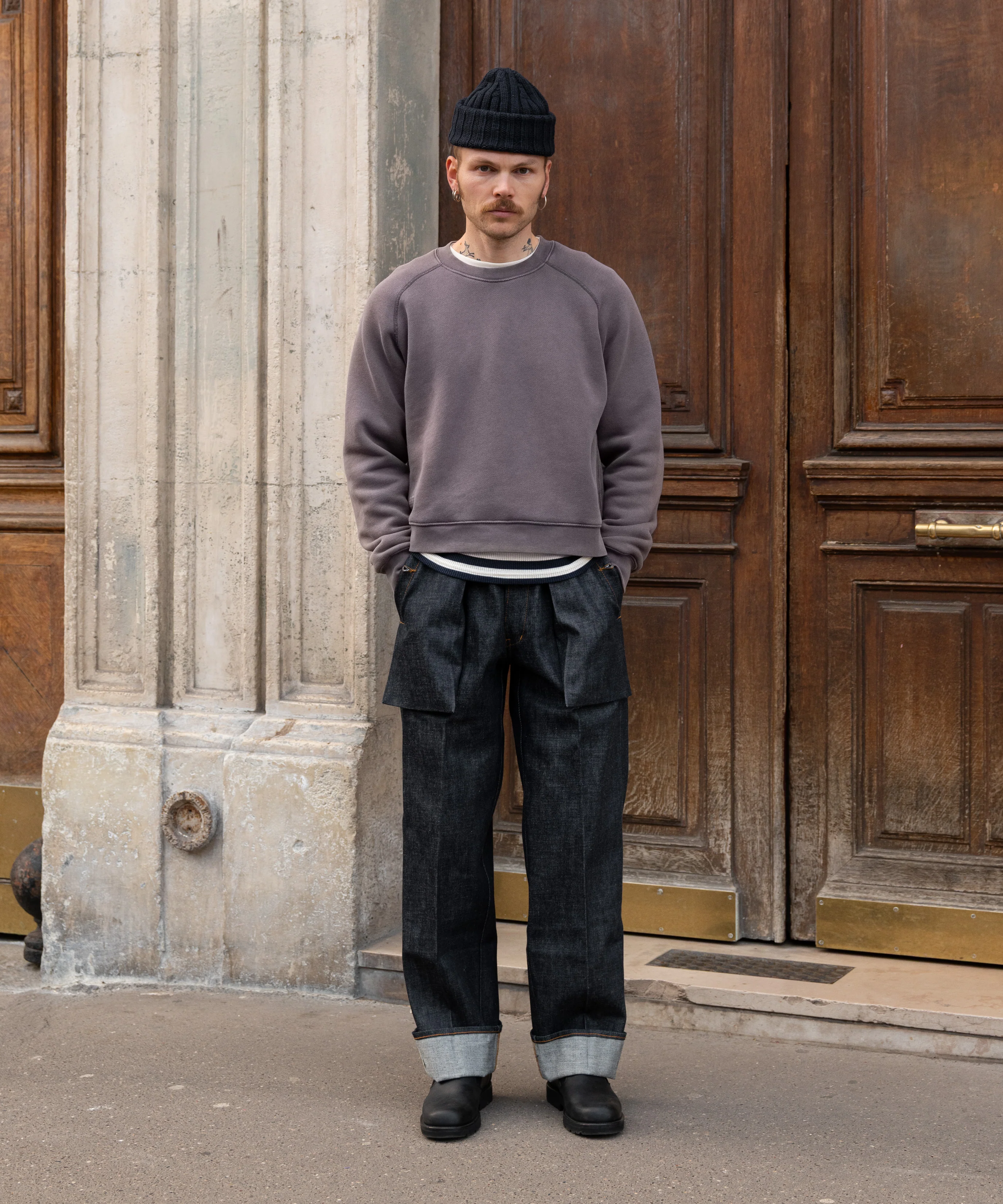 THE CROPPED CREWNECK - Image 3