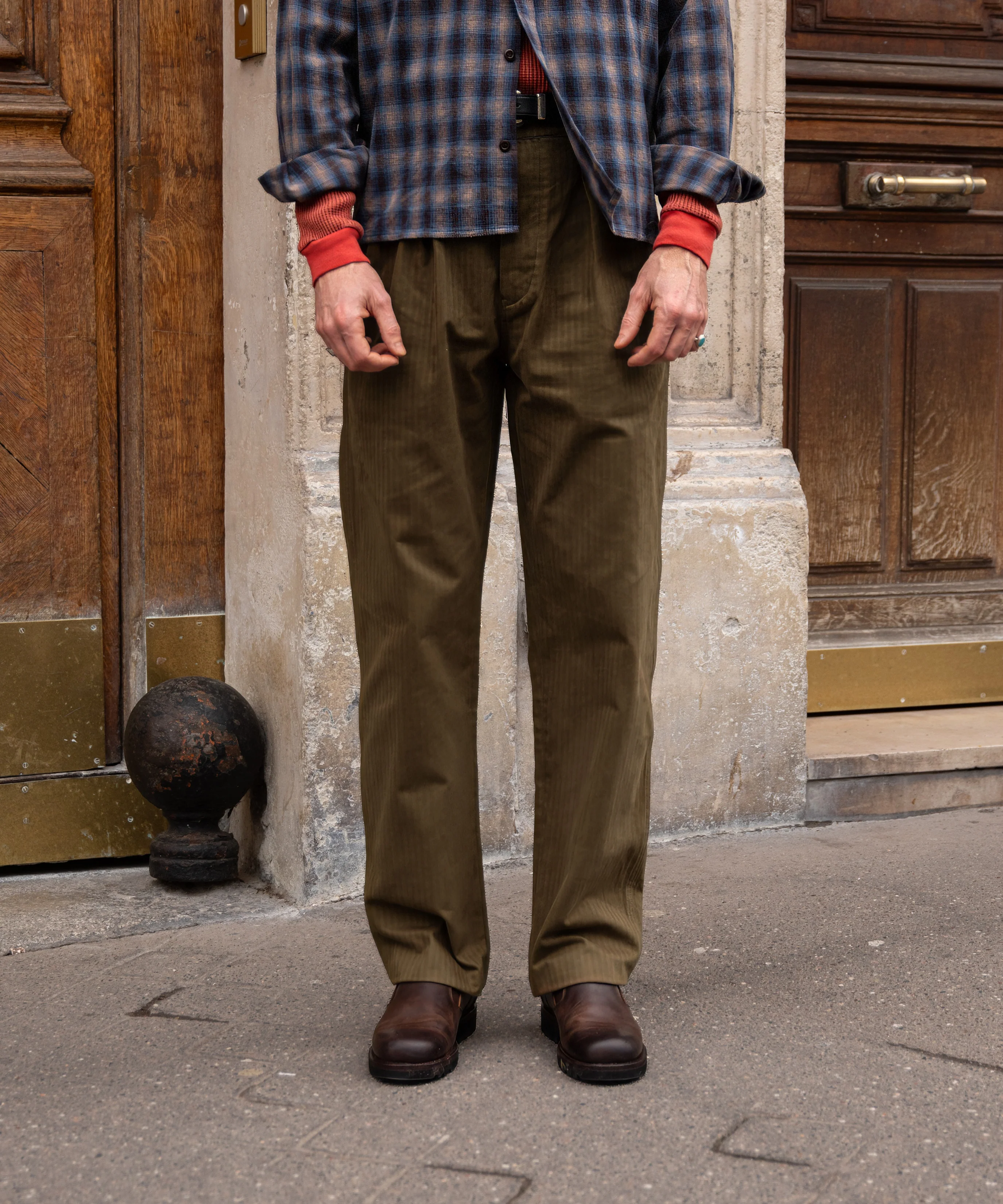 THE DOUBLE PLEAT PANTS - Image 3