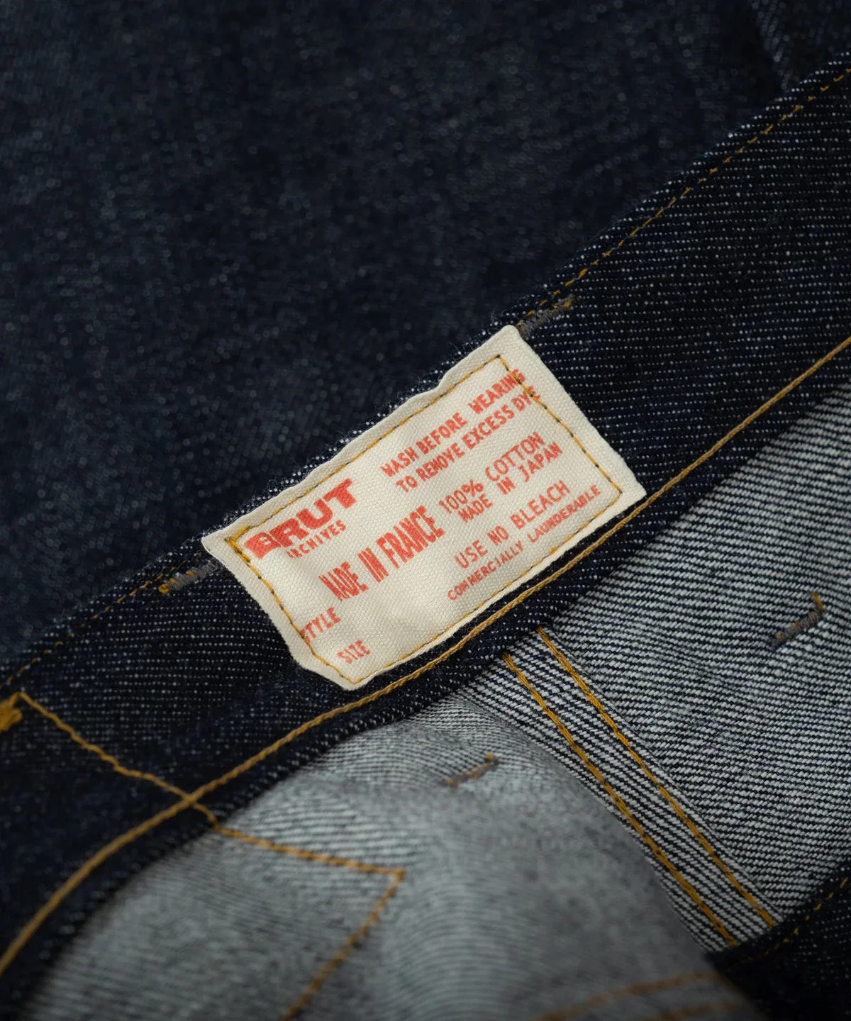 THE DOUBLE PLEATED DENIM - Image 7
