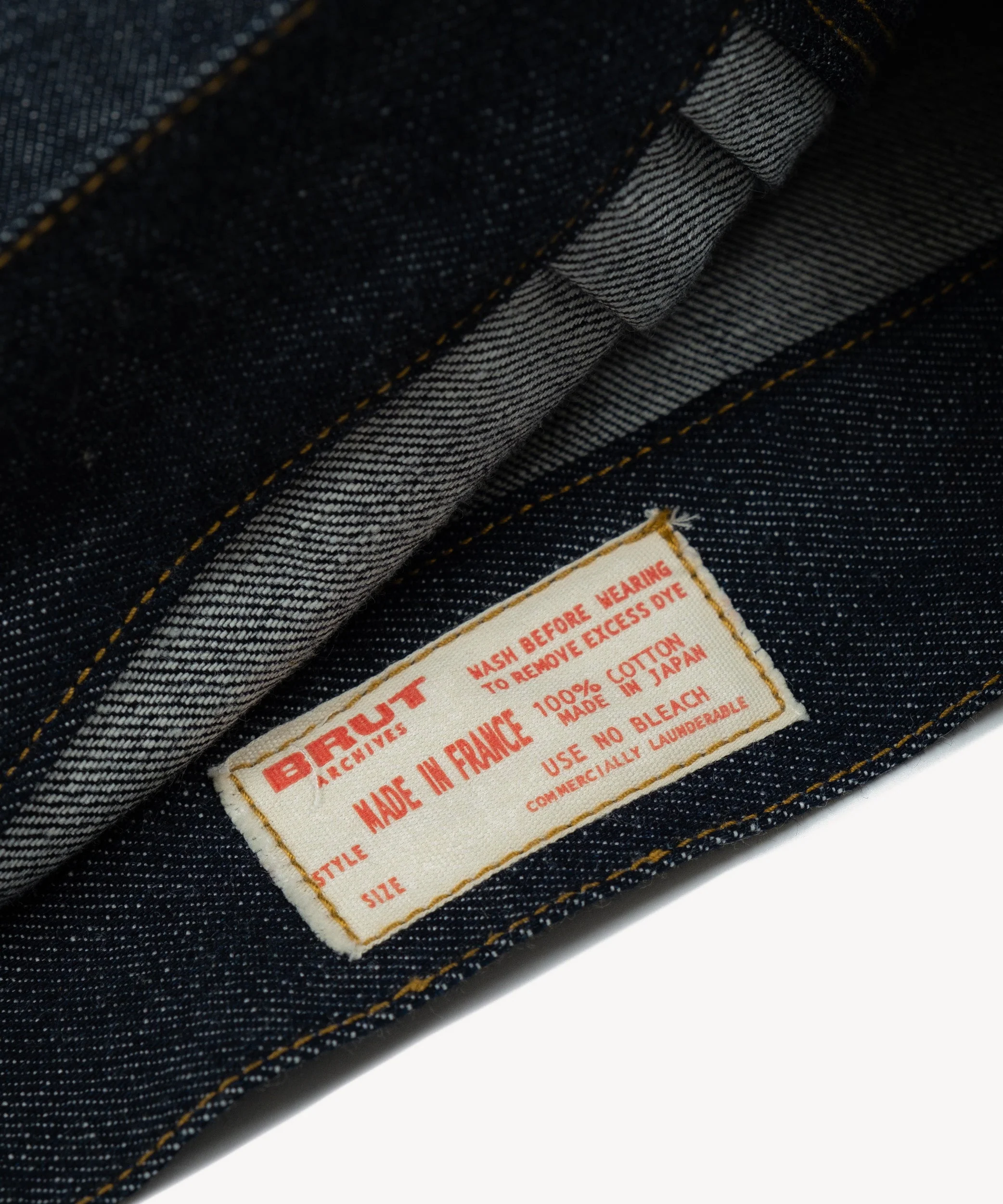 THE DOUBLE PLEATED DENIM JACKET - Image 6