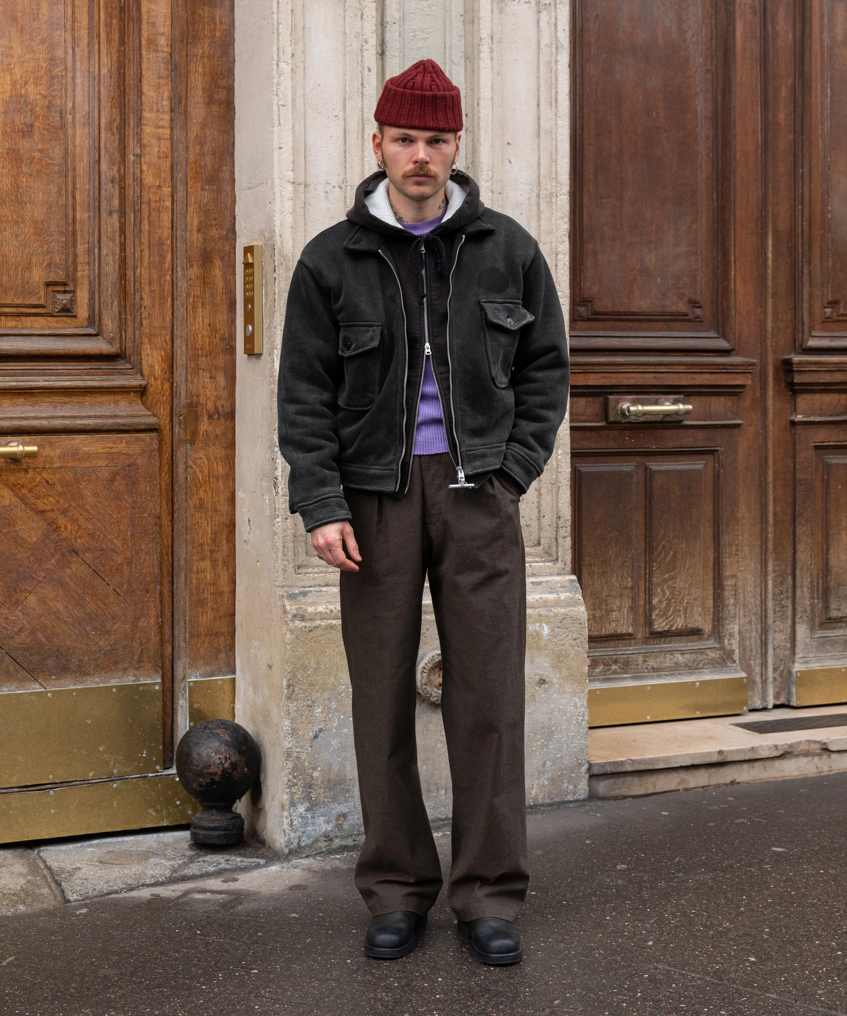 THE ONE PLEAT PANTS - Image 2