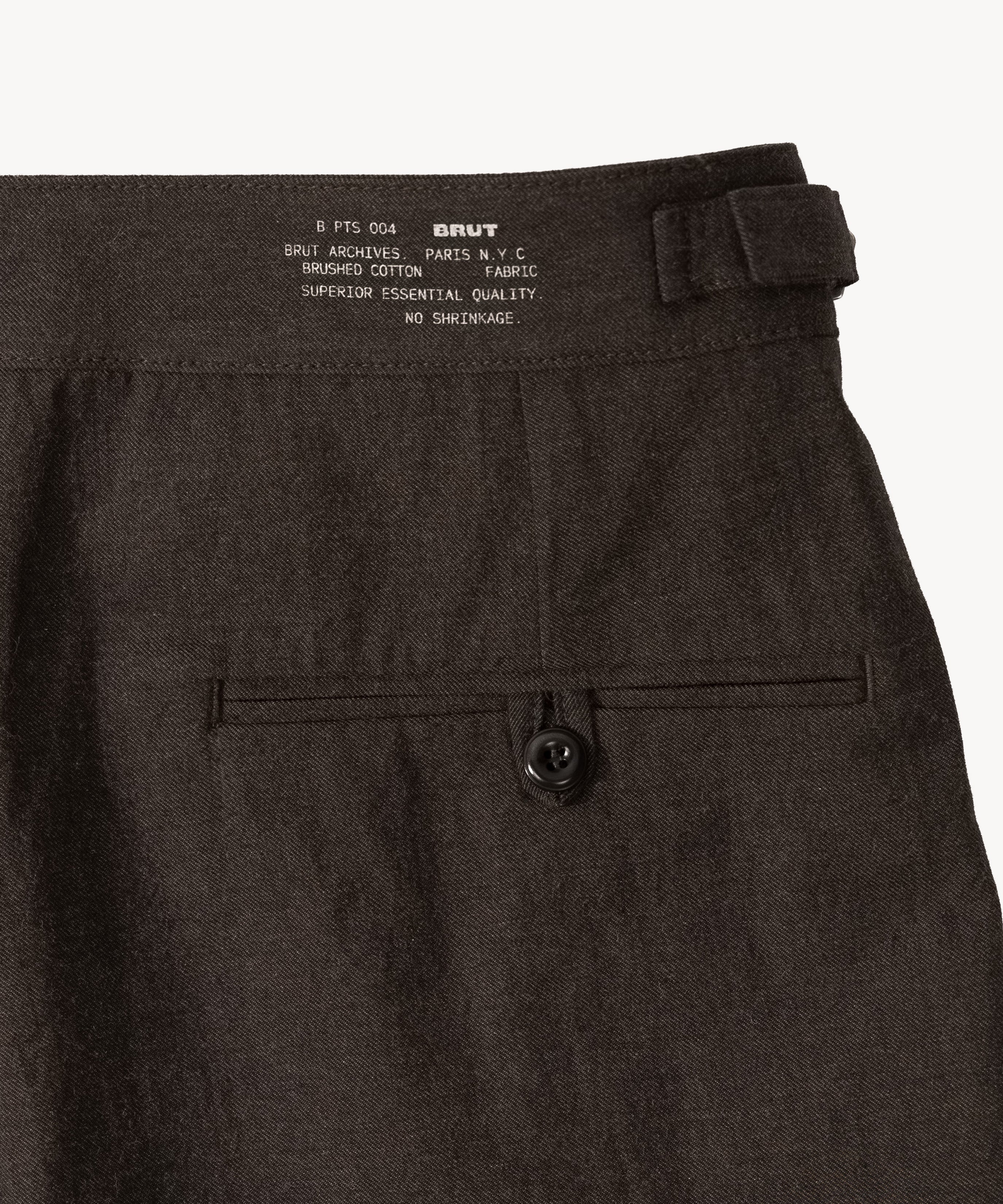 THE ONE PLEAT PANTS - Image 7