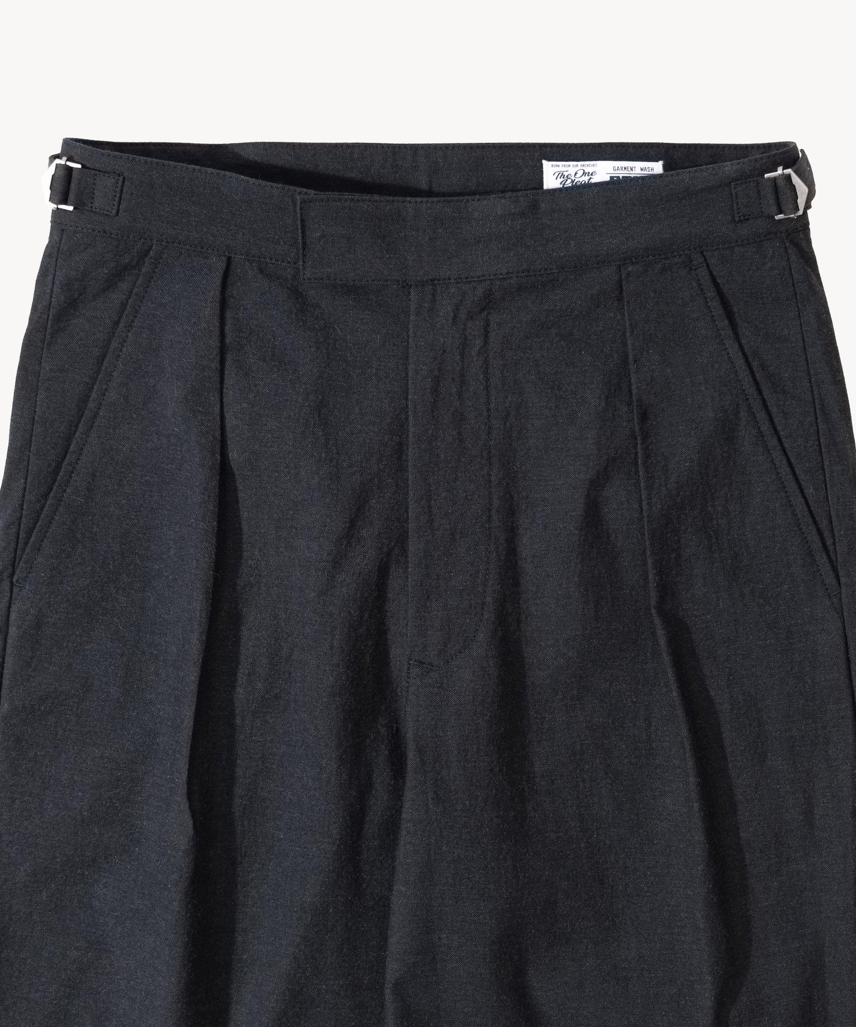 THE ONE PLEAT PANTS - Image 4