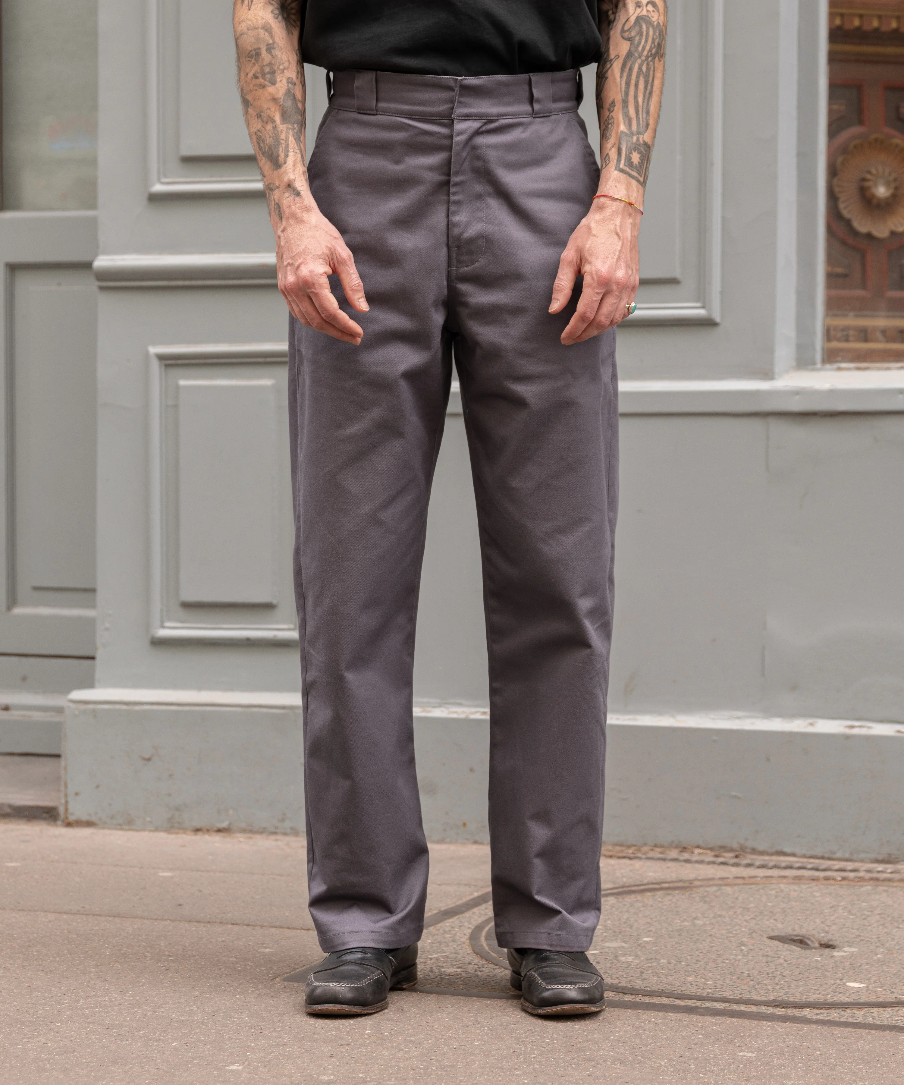 THE PLAIN FRONT PANTS - Image 3