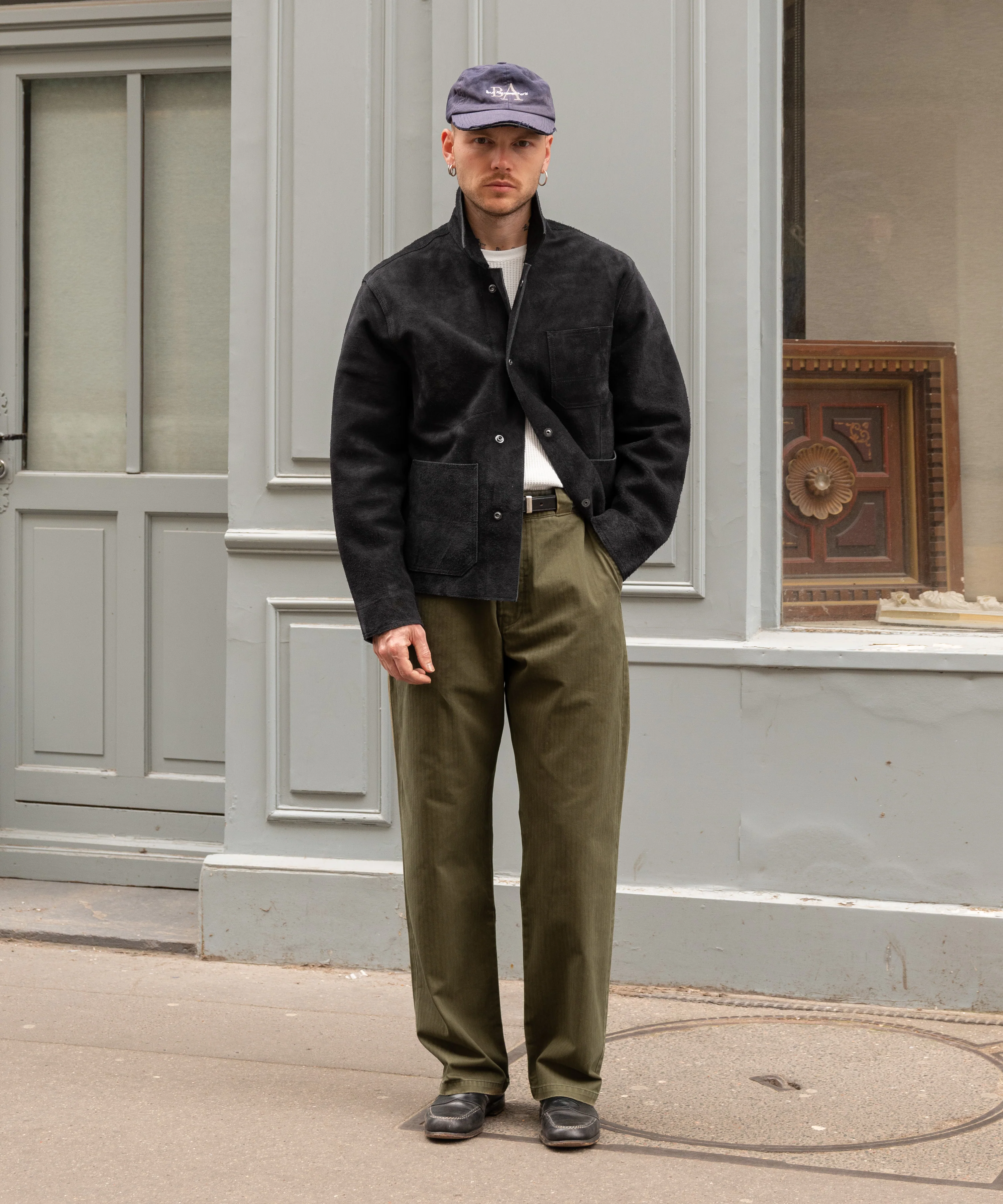 THE PLAIN FRONT PANTS - Image 2