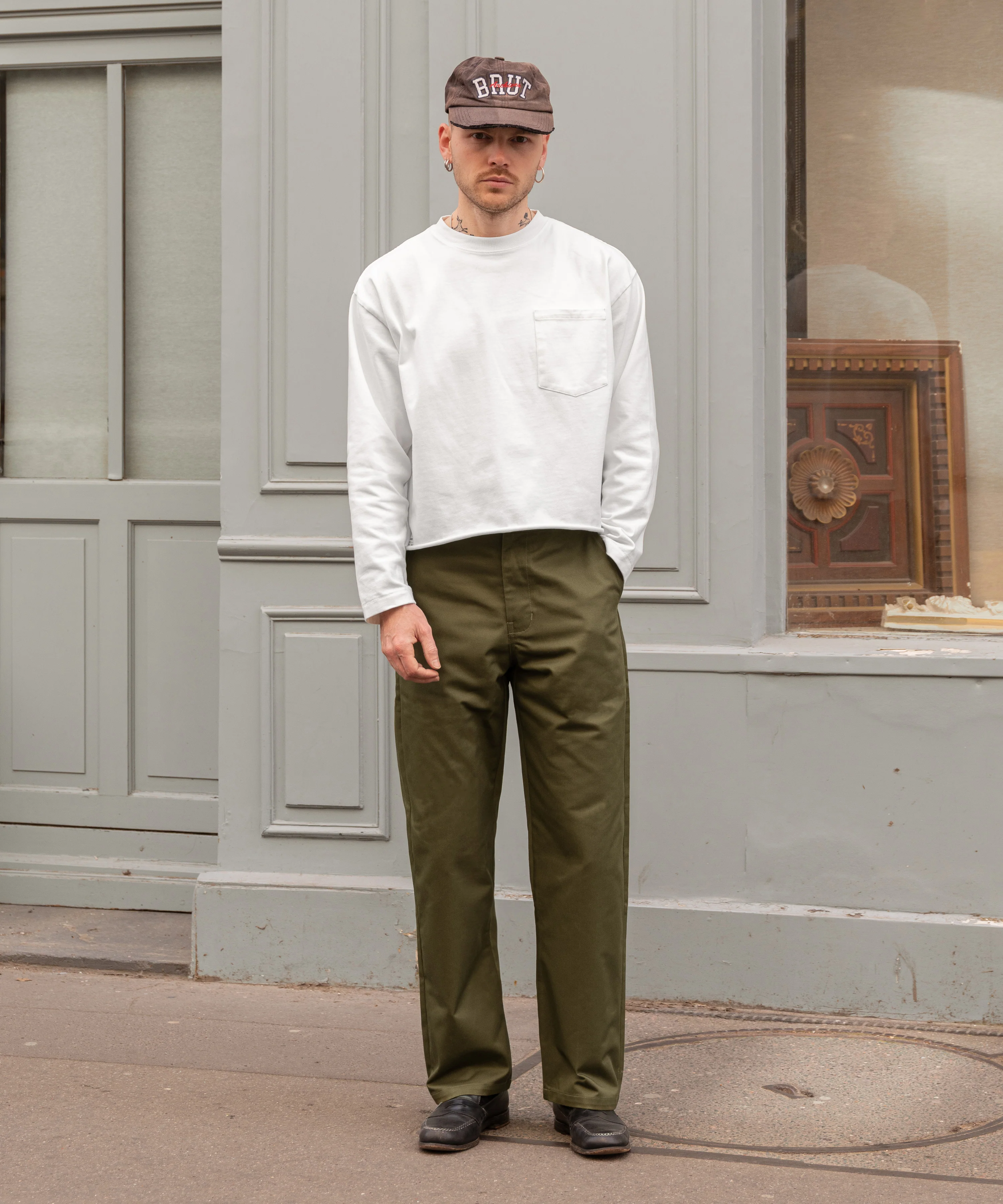 THE PLAIN FRONT PANTS - Image 2