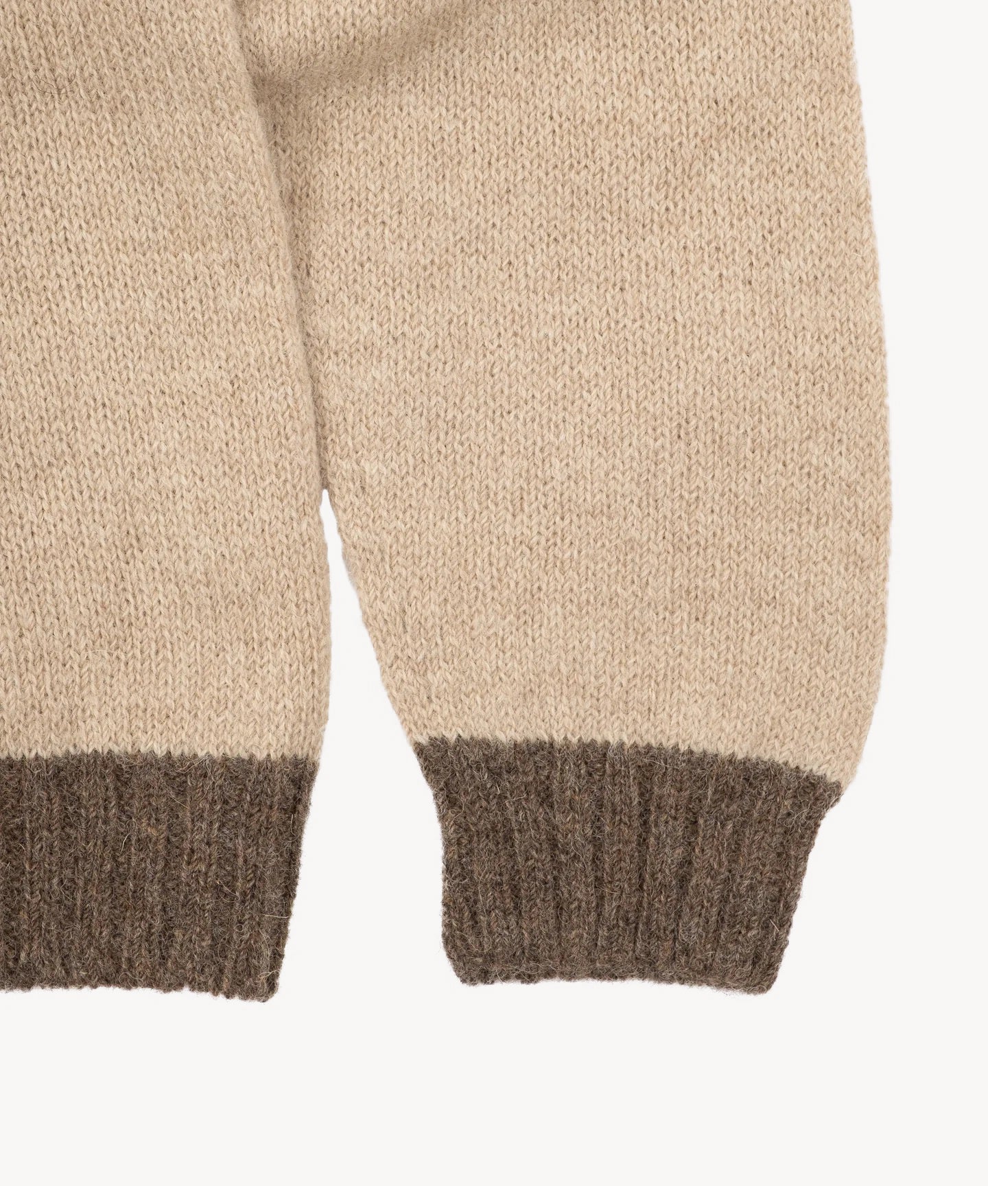 THE V-NECK SHETLAND - Image 5