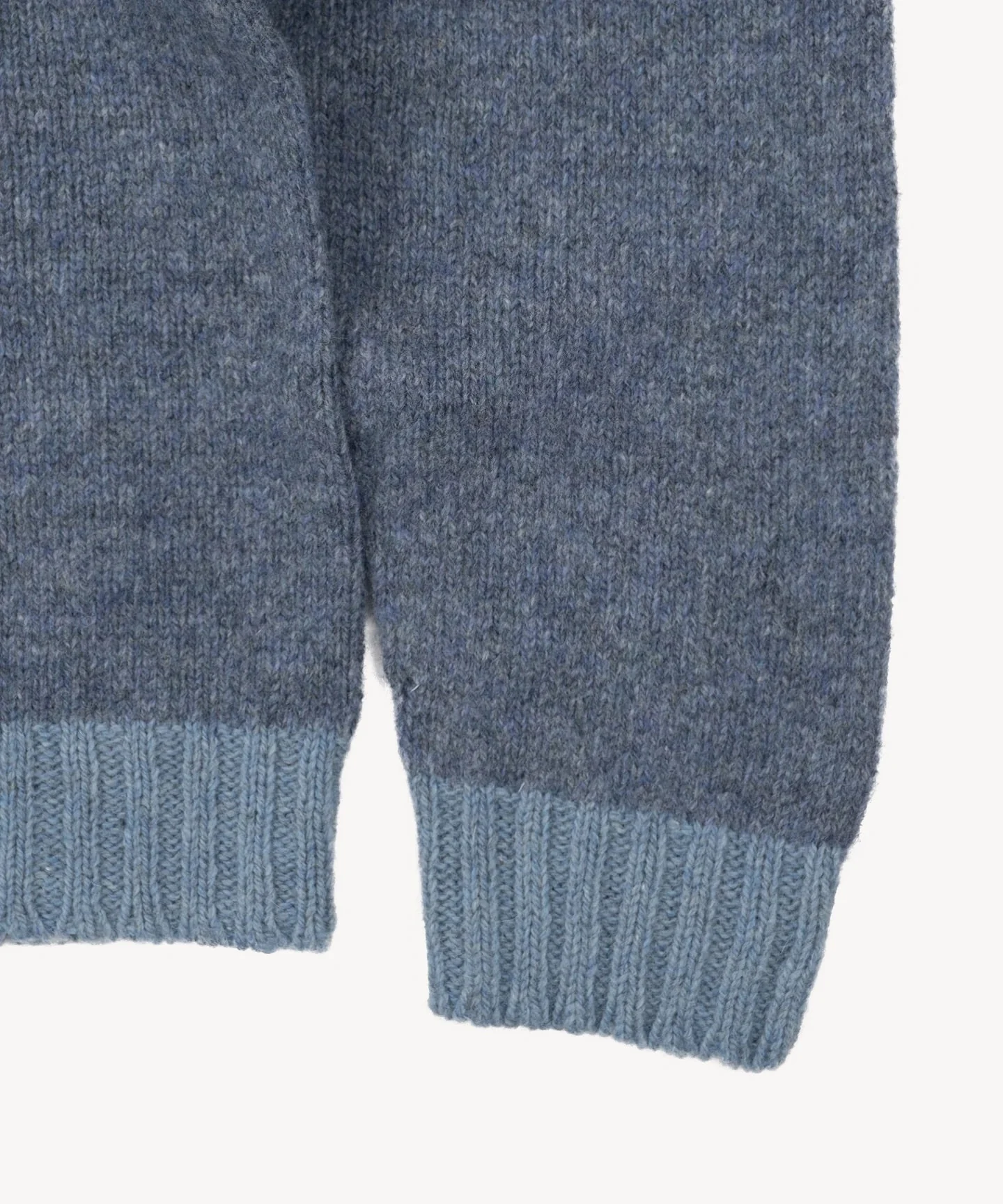 THE V-NECK SHETLAND - Image 5