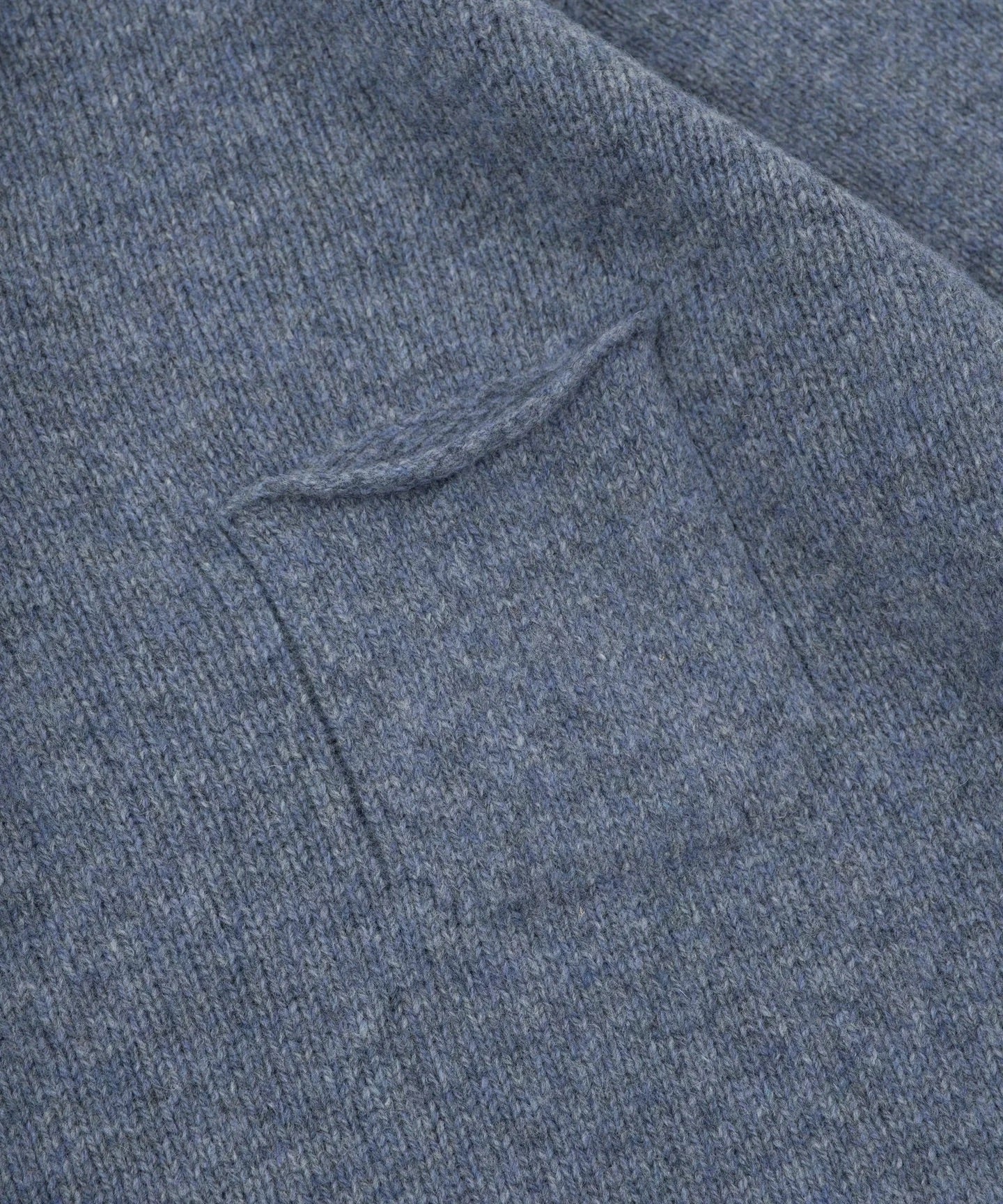 THE V-NECK SHETLAND - Image 6