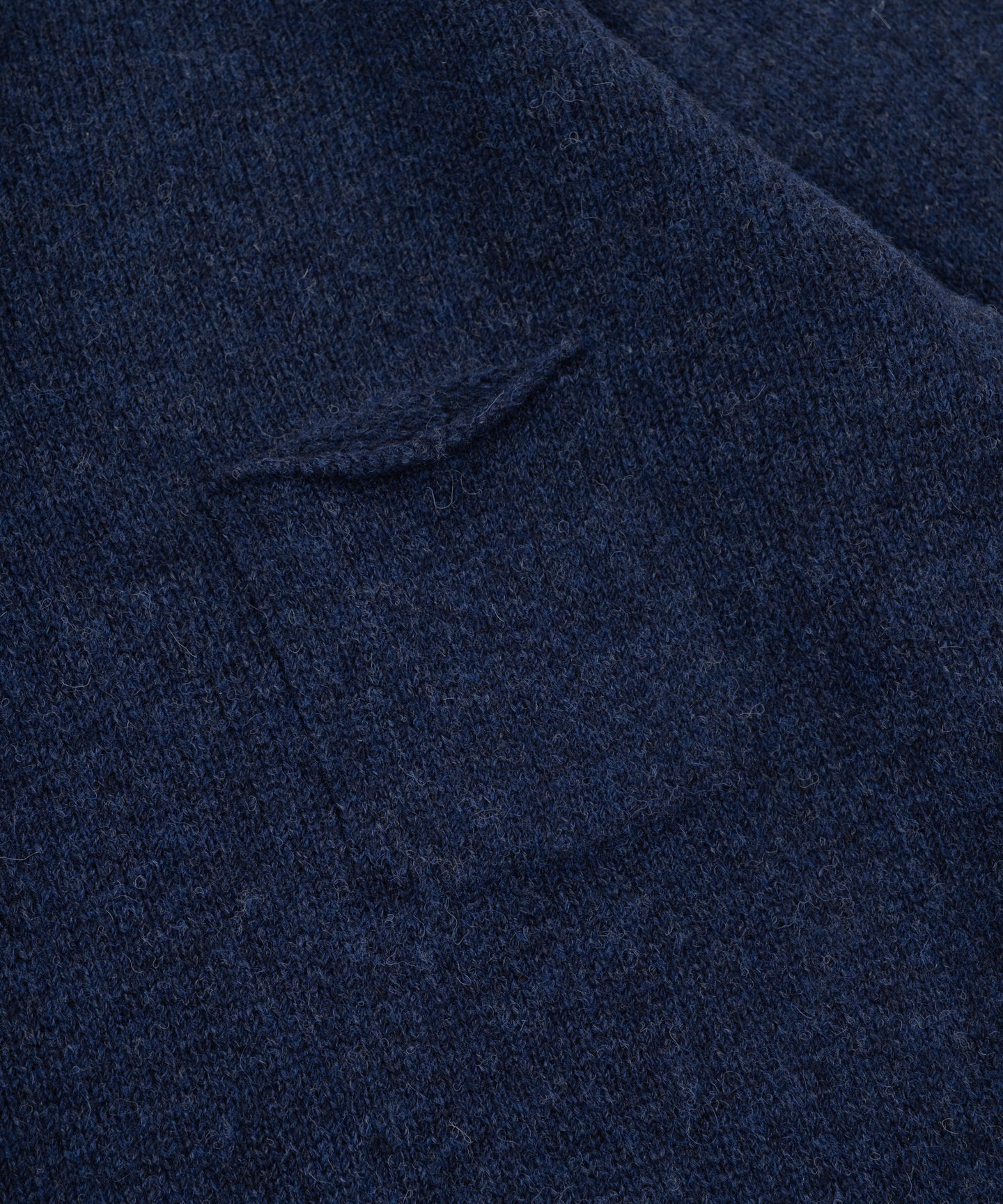 THE V-NECK SHETLAND - Image 6