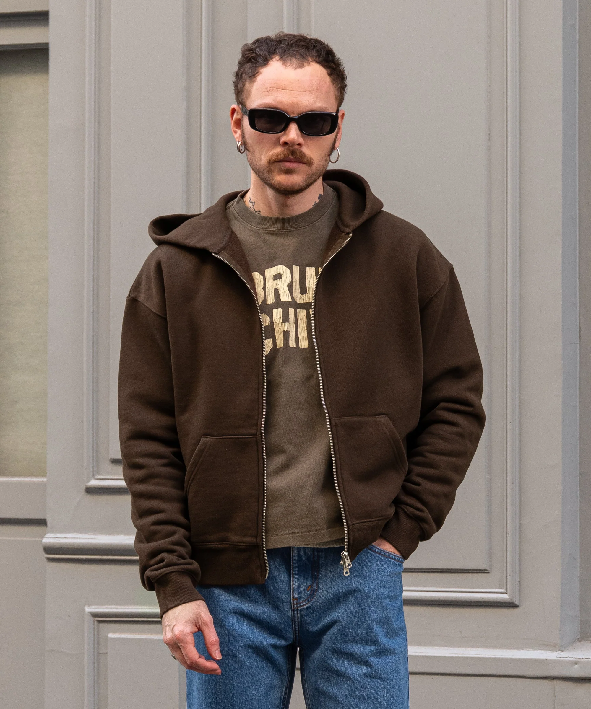 THE ZIP SWEAT - Image 2