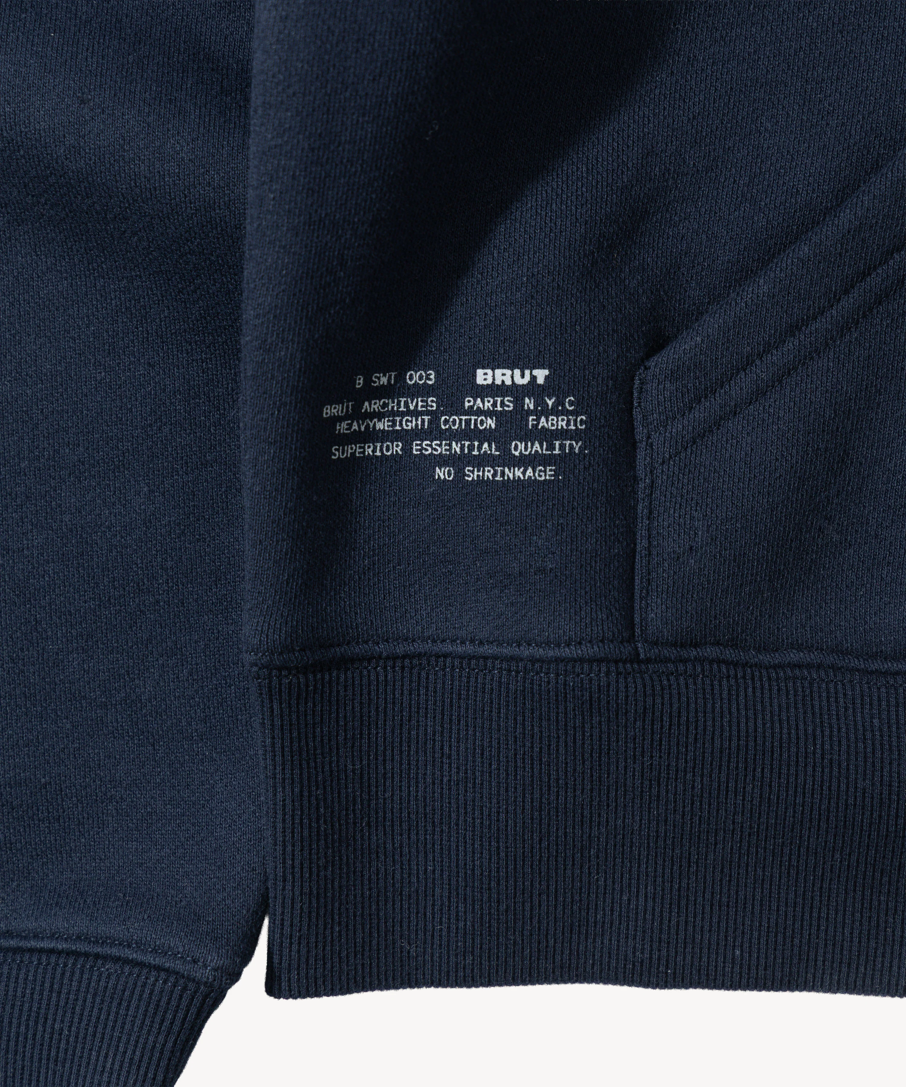 THE ZIP SWEAT - Image 6