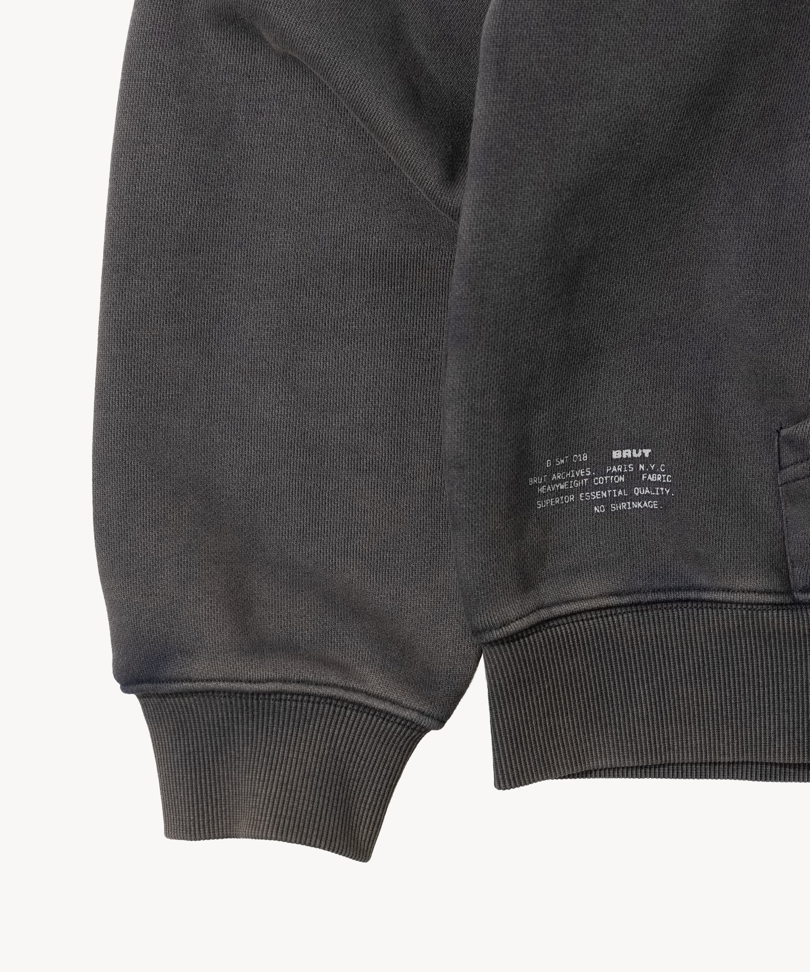 THE ZIPPED CREWNECK - Image 6