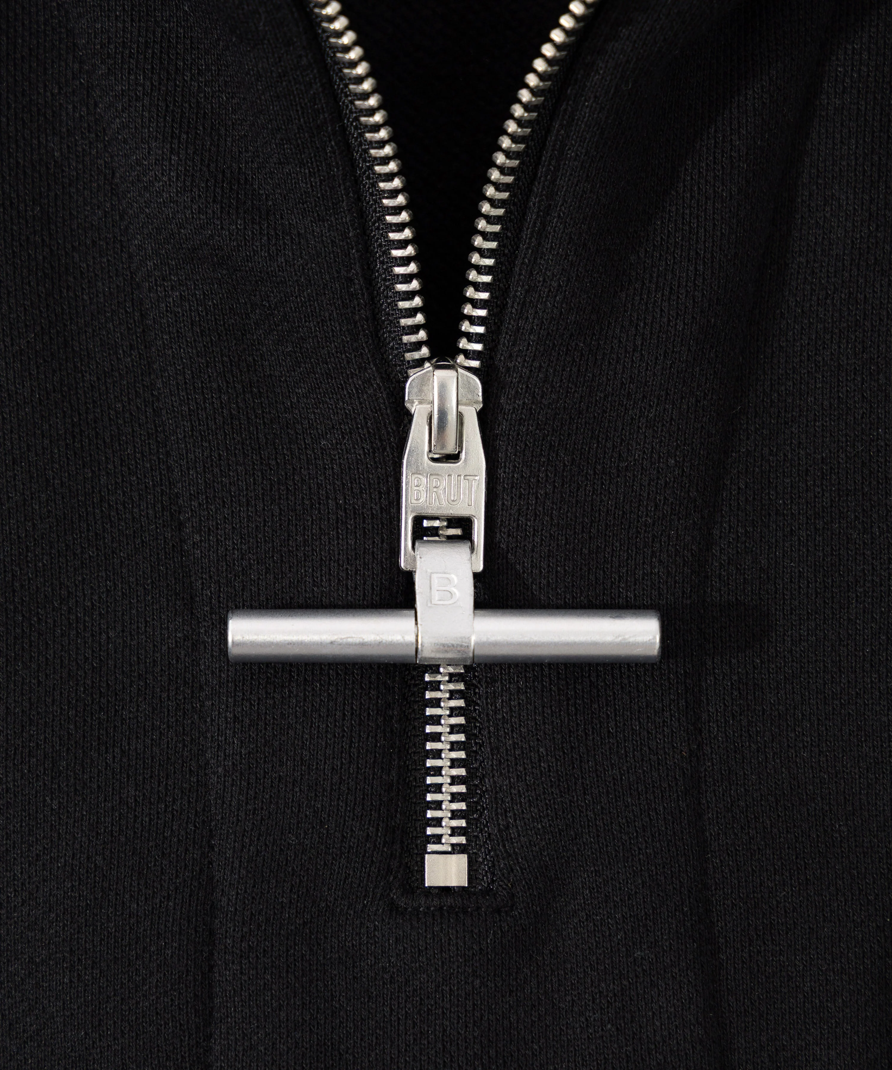 THE ZIPPED POLO - Image 5